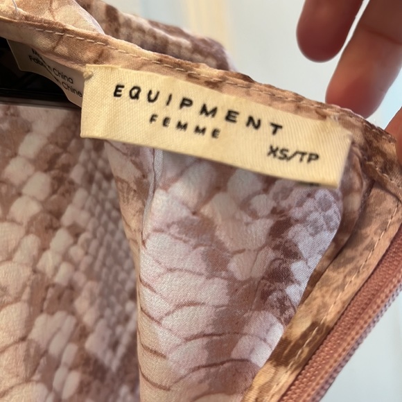 Equipment Silk Sleeveless Blouse Size XS - Picture 3 of 7